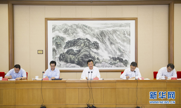 7��31�գ�����Ⱥ��·�߽���ʵ�������Ѳ�ض����鹤����̸���ڱ����ٿ����й��������ξֳ�ί�����뵳��Ⱥ��·�߽���ʵ����쵼С���鳤����ɽ��ϯ���鲢���������� л���� ��